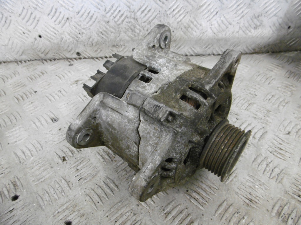 Купити Генератор ford fiesta mk 4