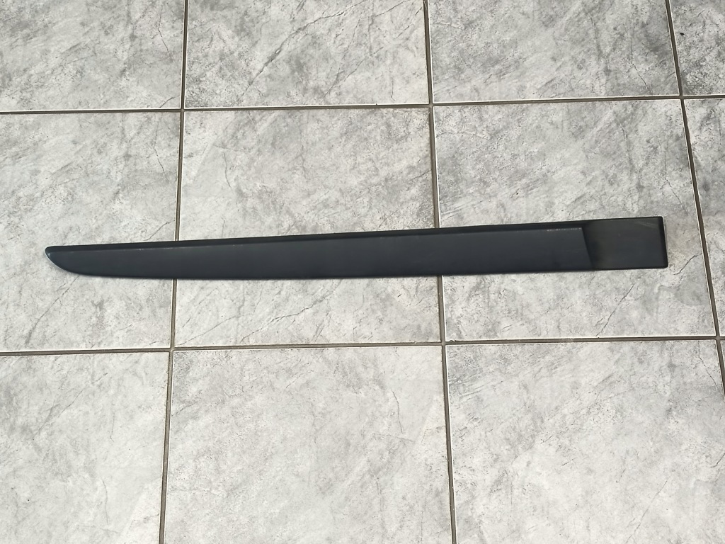 фото №1, Молдинг дверь правый задняя renault scenic ii 8200136736