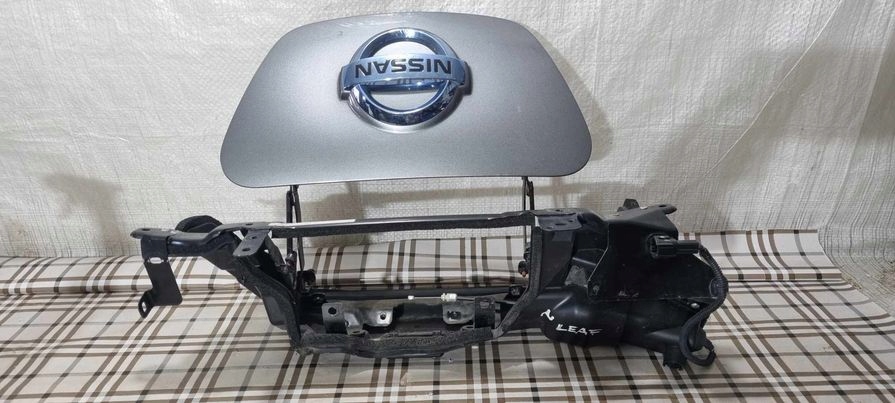 фото №7, Nissan leaf i крышка багажника порт зарядки камера