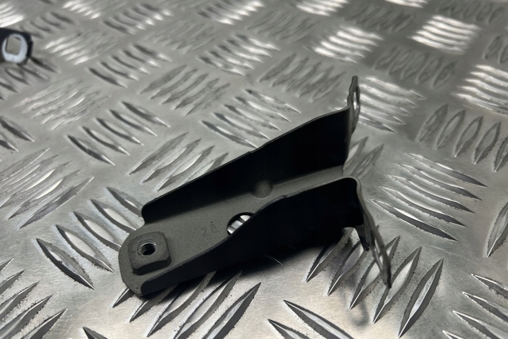 фото №8, Кронштейн передній правого крила bmw 3 f30, f80 7255822 2.0l дизель