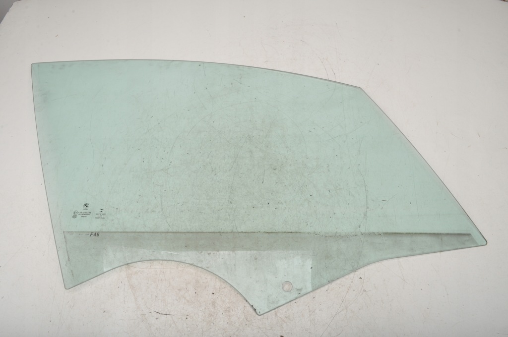 фото №1, Bmw 2 f46 gran tourer стекло правая передняя 18r