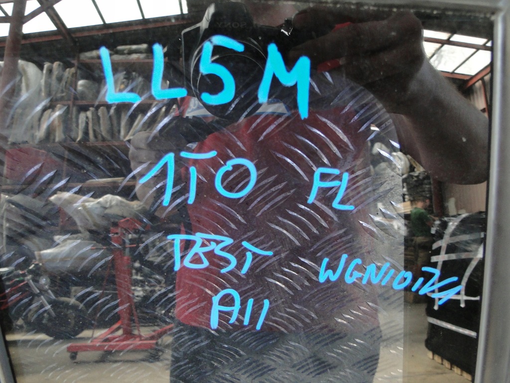 фото №14, Двері задня vw touran 1t 1t0 lift ll5m cena za 1 штука