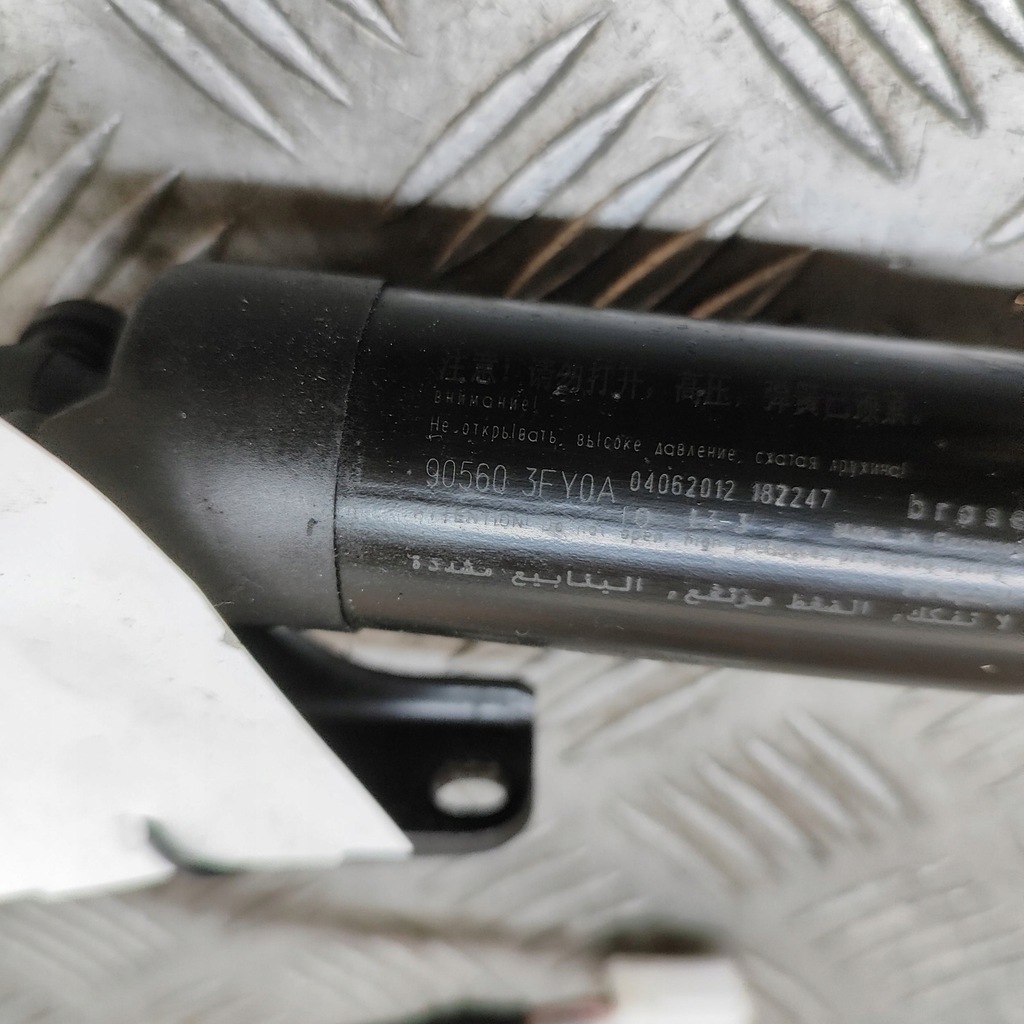 фото №7, Infiniti fx 2012 правая сторона амортизатор крышки задний багажника