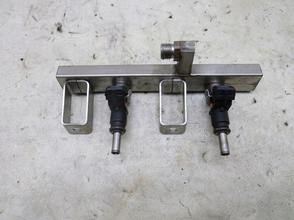 фото №1, Молдинг упорскування bmw i3 rex 8529936