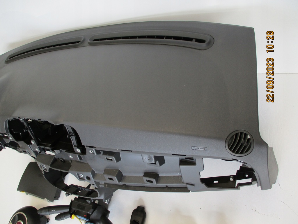 фото №11, Консоль pulpit панель приладів fiat 500 lift czarna