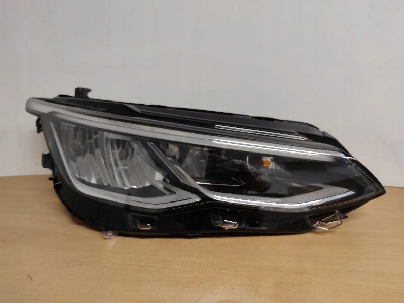 фото №4, Лампа передняя перед vw golf viii 8 full led 5h1