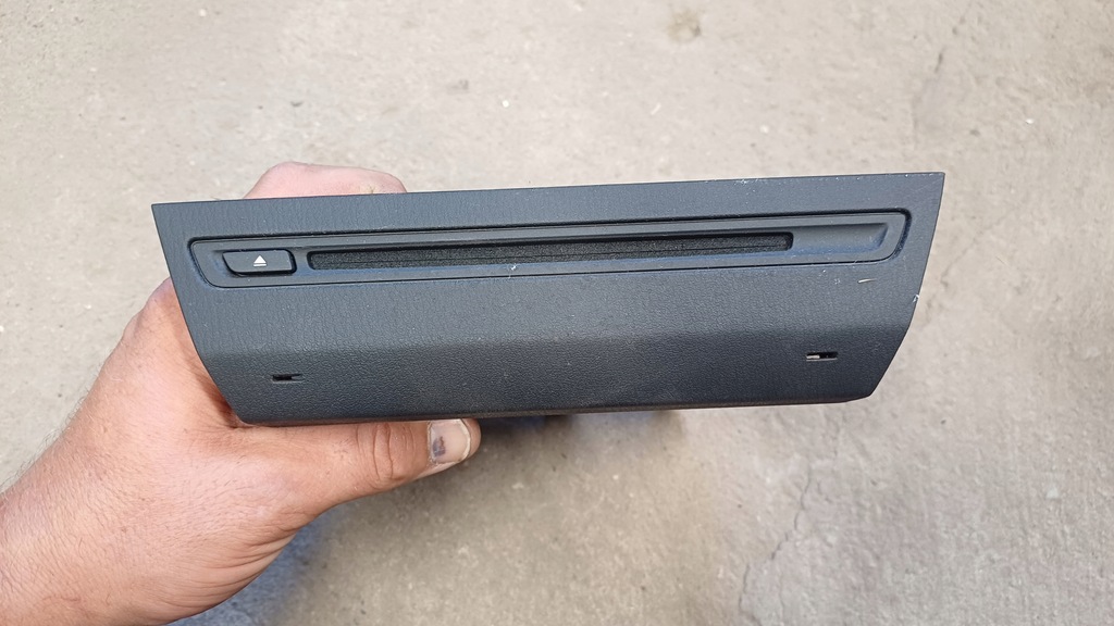 фото №1, Mazda 3 bm 13-18 радио навигация bhp3-669g0