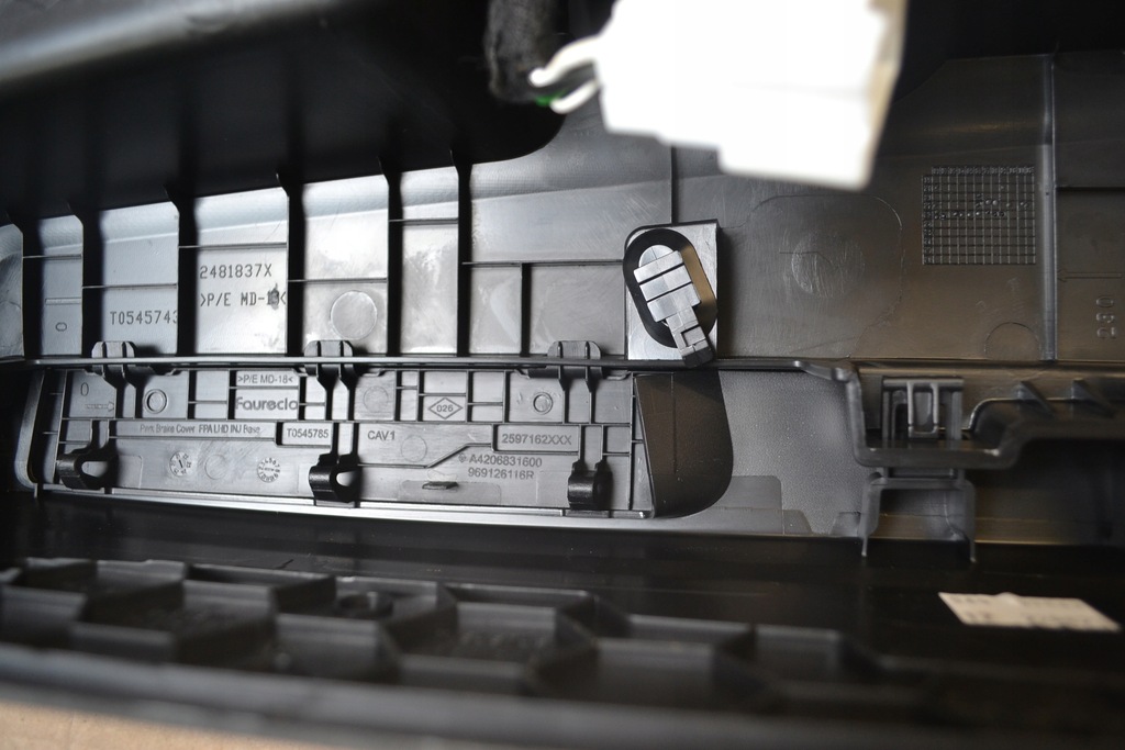 фото №8, Kangoo iii подлокотник туннель среднего 969102450r