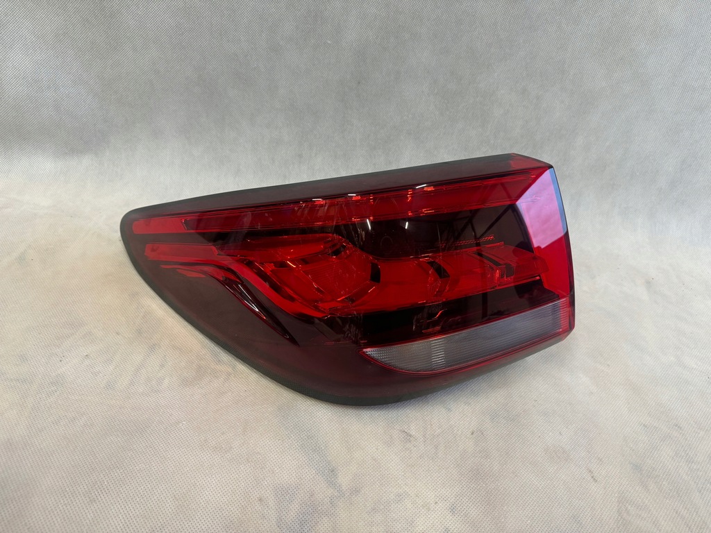 фото №1, Mg zs ev lift 22- лампа задняя левая led europa!