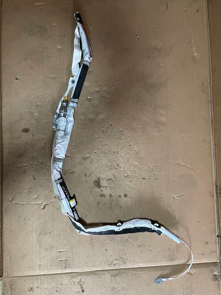 фото №1, Mondeo mk5 kombi шторка безопасности правая