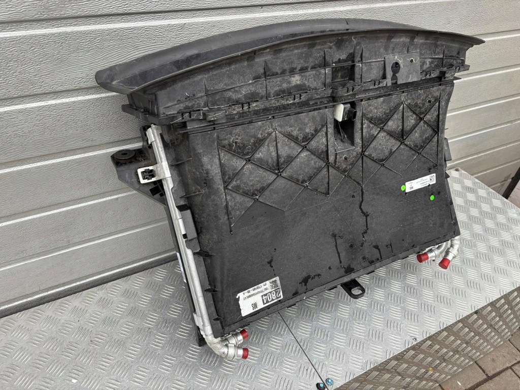 фото №9, Tesla 3 s plaid радіатор комплект оригінал жалюзі 2021r. 1589350-00-a