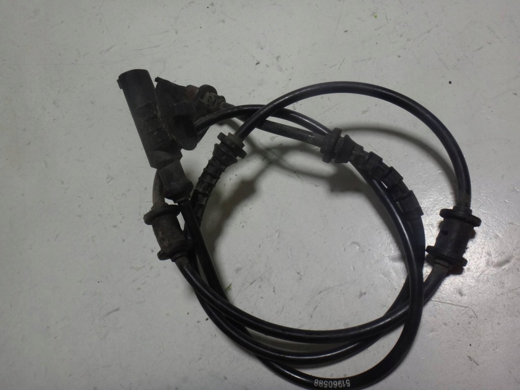 Датчик скорости колеса abs задний  задний jumper ducato boxer 51960588 в Украине