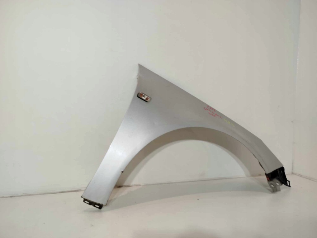 Крыло  правый  передний opel insignia a 08-13 z176 в Украине