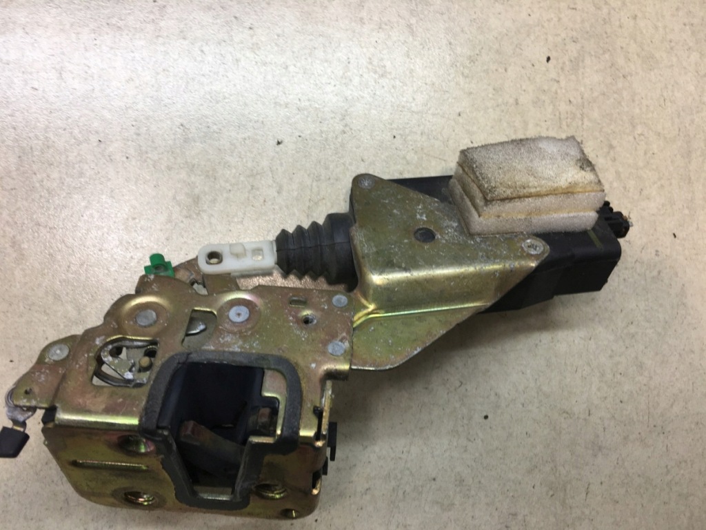 фото №4, Замок двері лівий задня s40 i 2.0