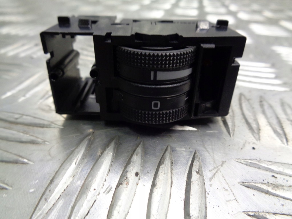 фото №1, Панель регулировки света seat leon ii 5p0919094a