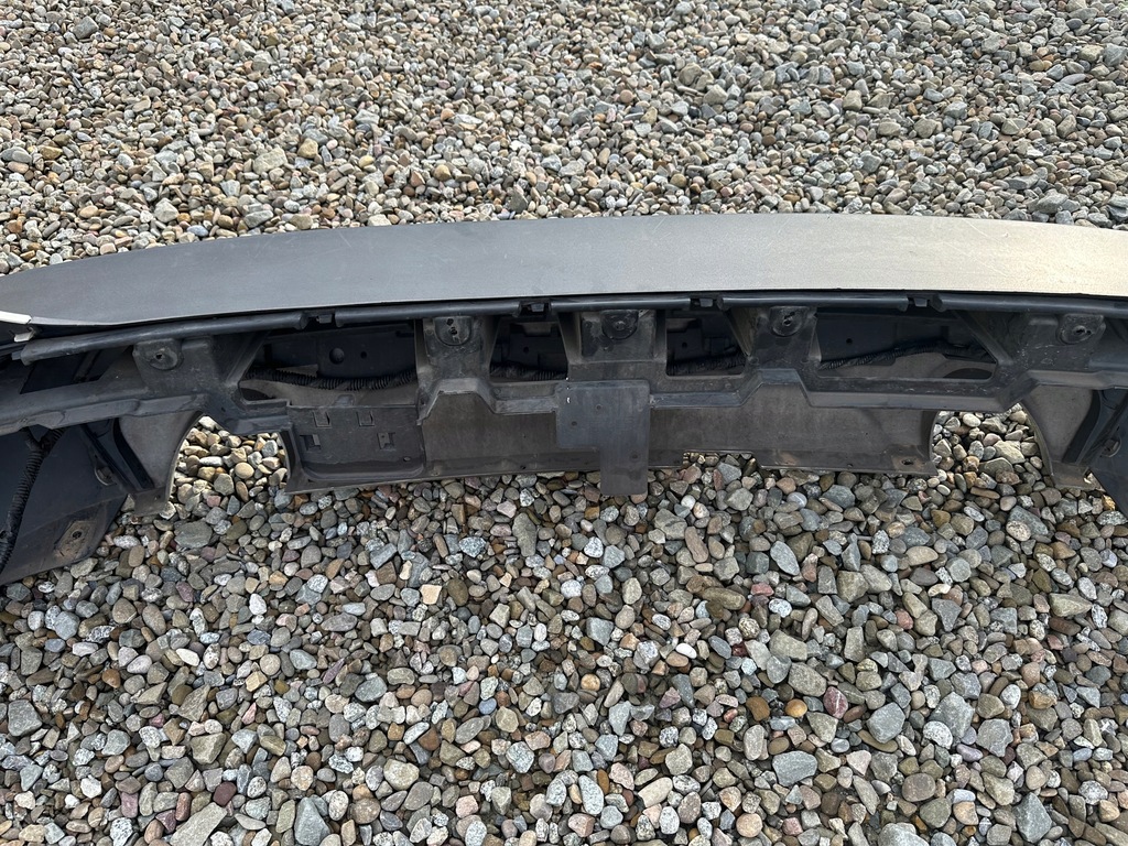 фото №10, Ford kuga ii mk2 бампер задняя kompletny 4x pdc направляющие жгут lak 5d