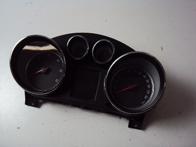 фото №1, Лічильник прилади opel insignia a дизель 08-13