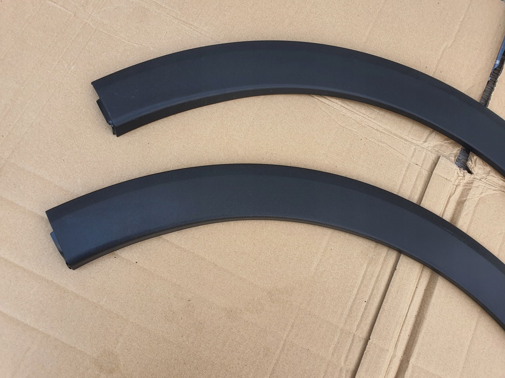 фото №11, Porsche taycan 9j0 молдинг крила правий лівий перед