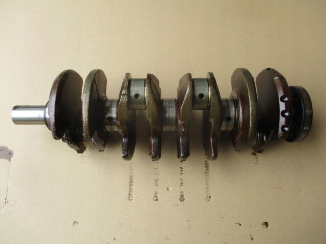 Купити Wał колінчастий citroen peugeot 1.6 16v