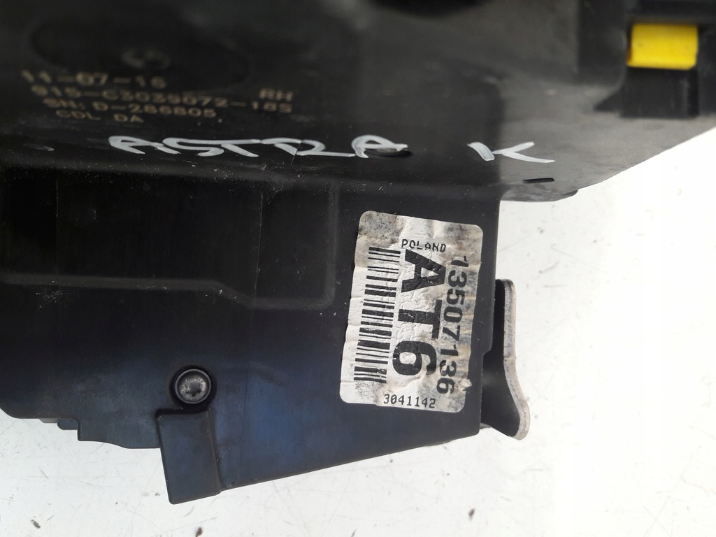 фото №4, Замок правий задня 13507136 opel astra k