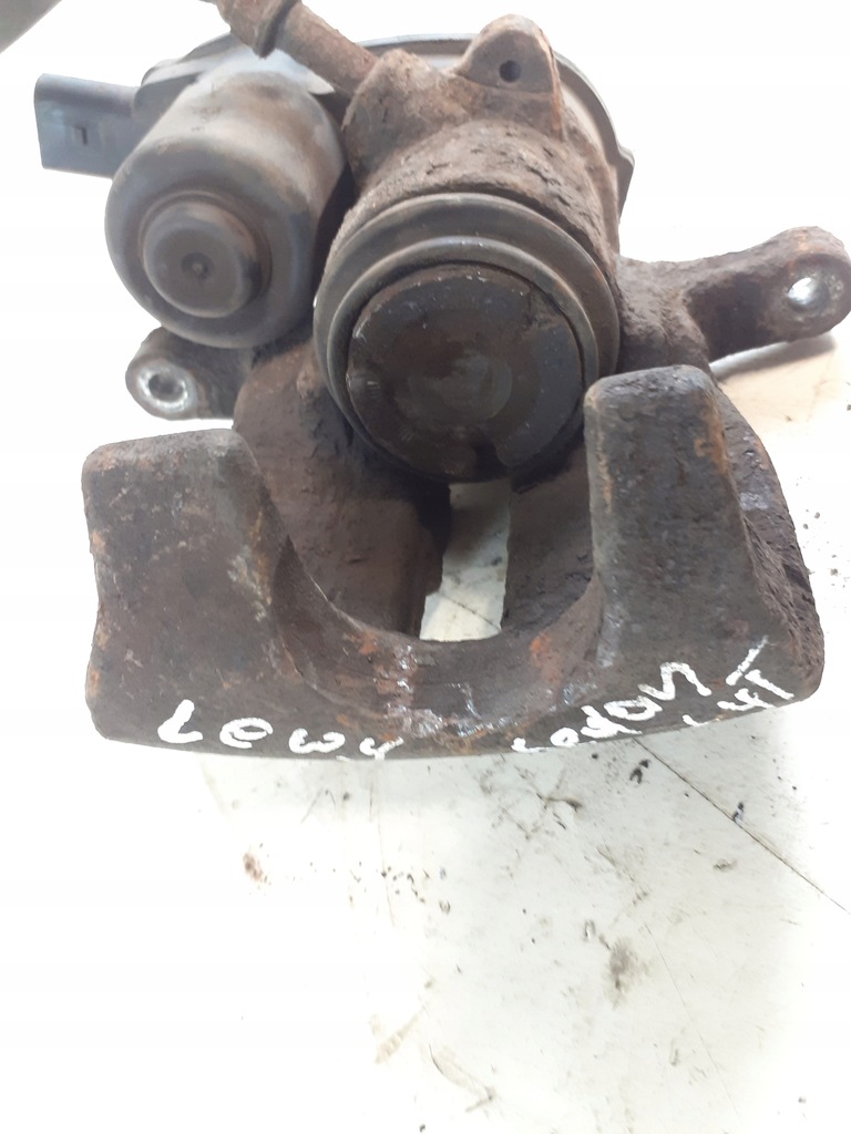 фото №7, Суппорт тормозной левый задняя audi a4 b8 sedan