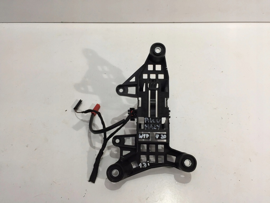 фото №1, Mercedes a w177 кронштейн кронштейн акумулятор