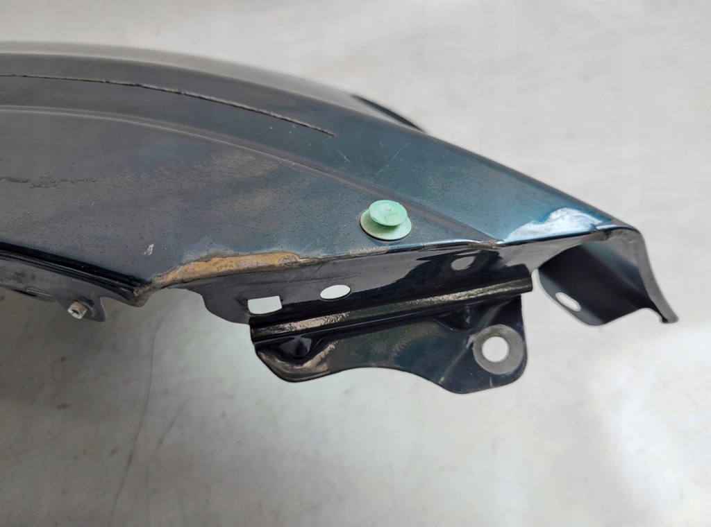 фото №13, Крыло левый / правый mitsubishi pajero 4 2006-2021