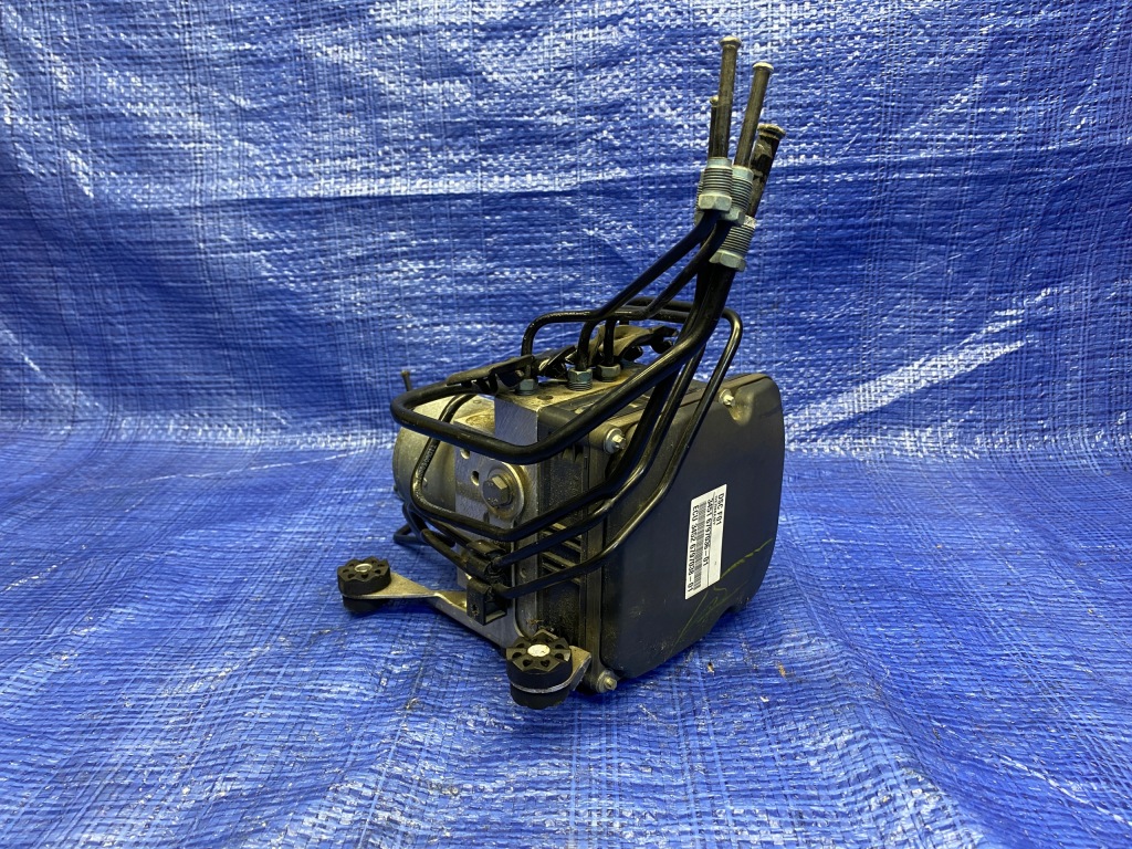 фото №1, Насос abs 6797036 bmw 5 gt f07 3.0 d