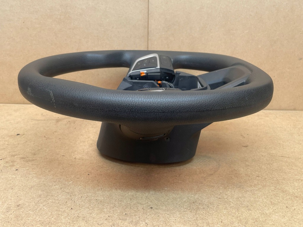 Руль срезанная резиновый мультифункция iveco daily рестайлинг  2019- в Украине