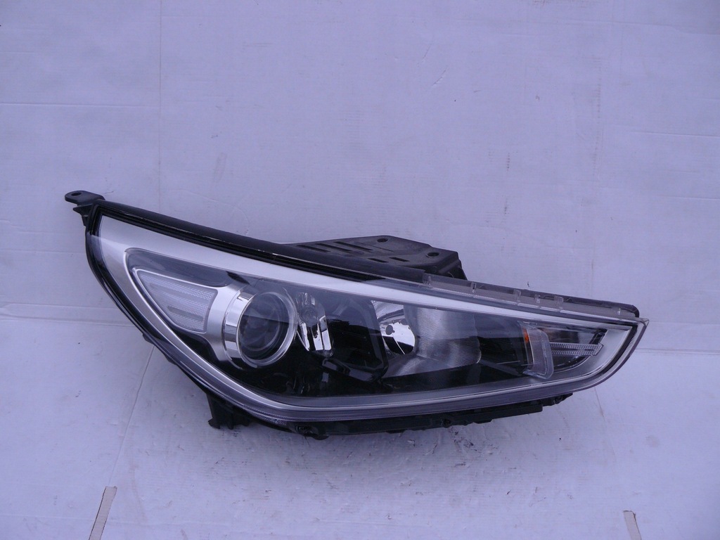 фото №1, Hyundai i30 iii 2017 лампа передняя правая