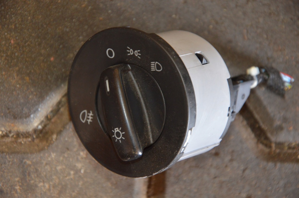 фото №1, Skoda octavia ii вимикач світла 1z0941431f