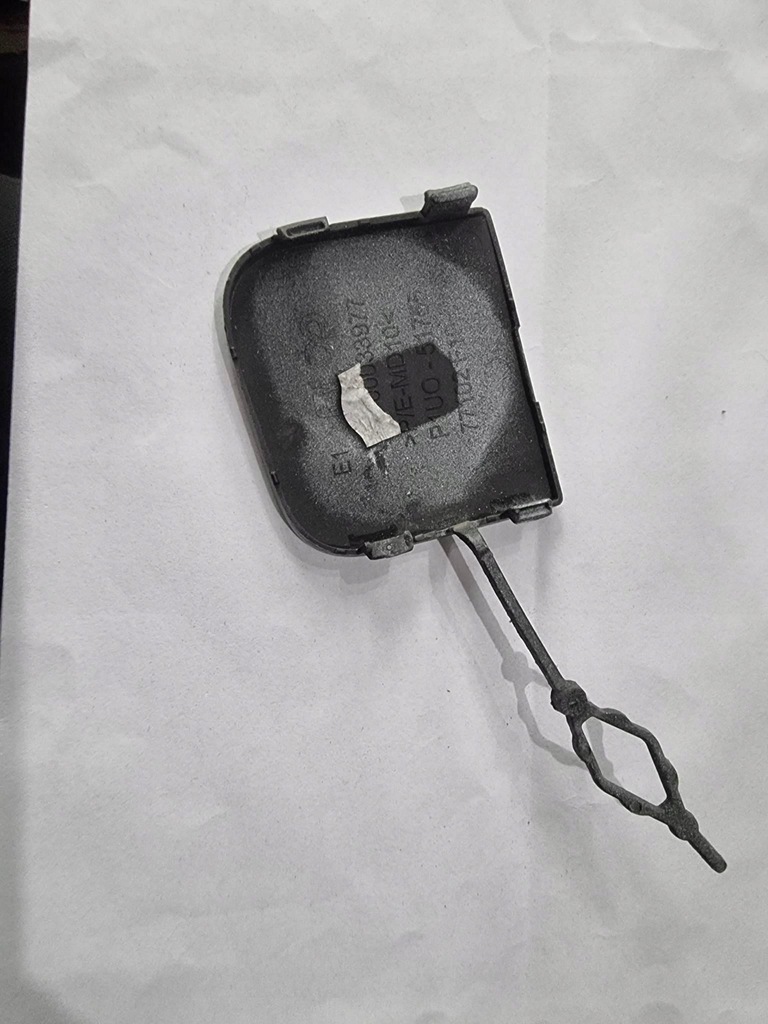 фото №2, Opel grandland x - заглушка фаркоп бампера перед