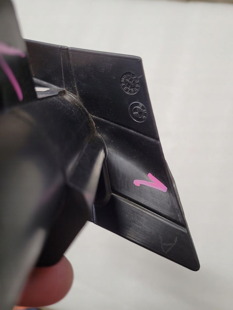 фото №6, Bmw 4 f32 f33 кронштейн кронштейн распылителя левая 7297141 nowe оригинал