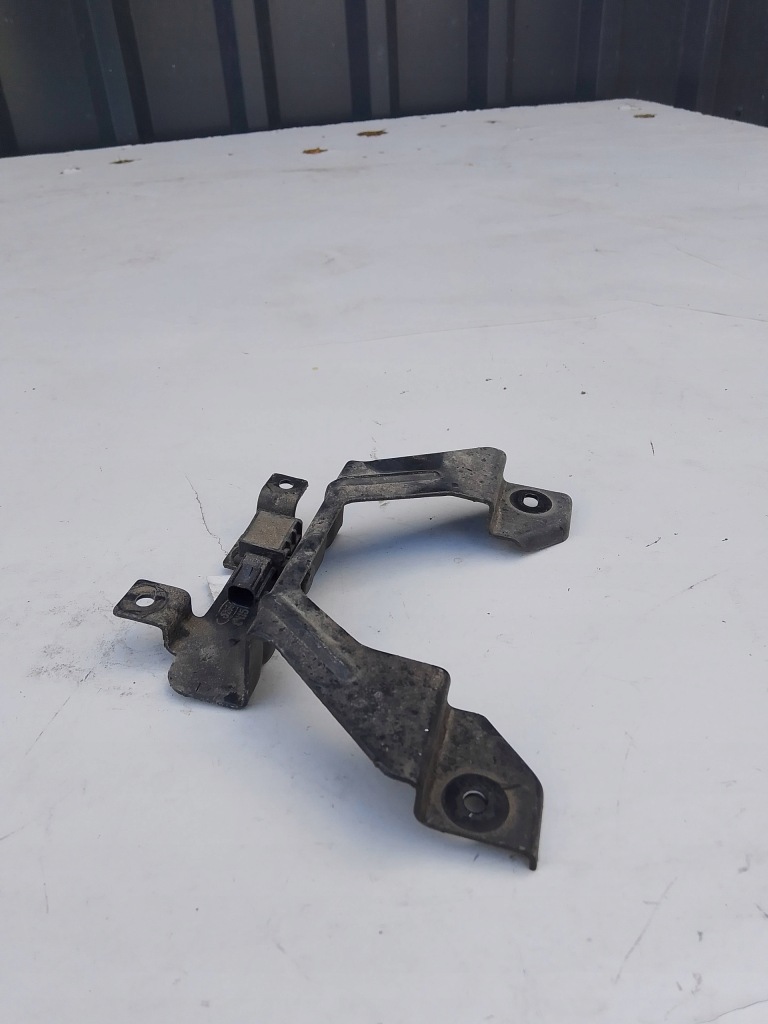 фото №1, Ford ecosport кронштейн кронштейн замка капот cn15a16860