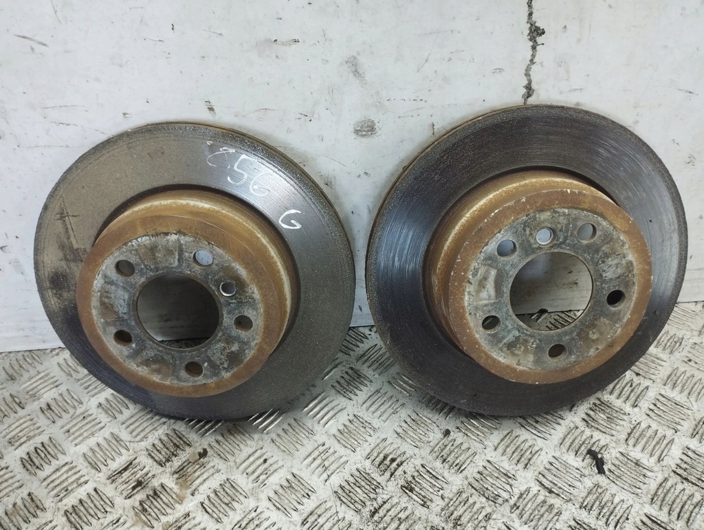 фото №1, Bmw x6 f16 2016 комплект диск тормоза заднего