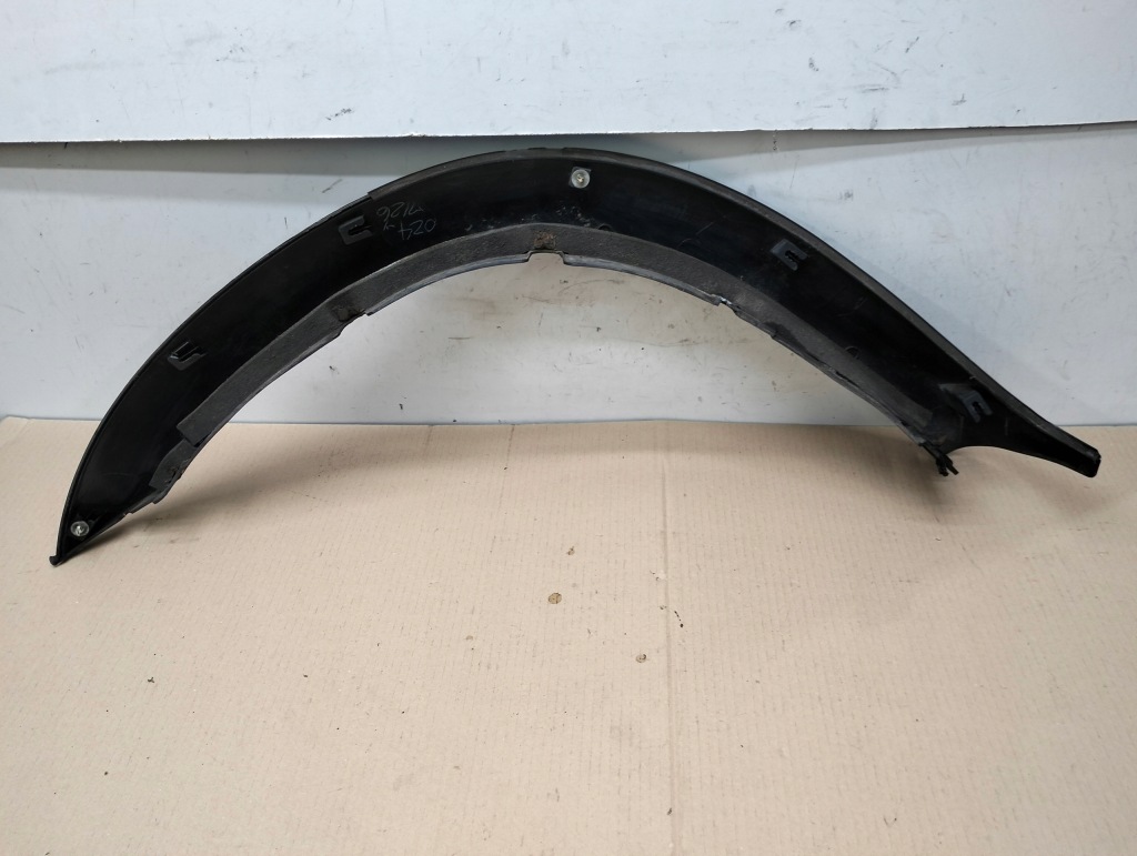 фото №11, Молдинг крила права перед mitsubishi pajero shogun lata 1999-2006 x24