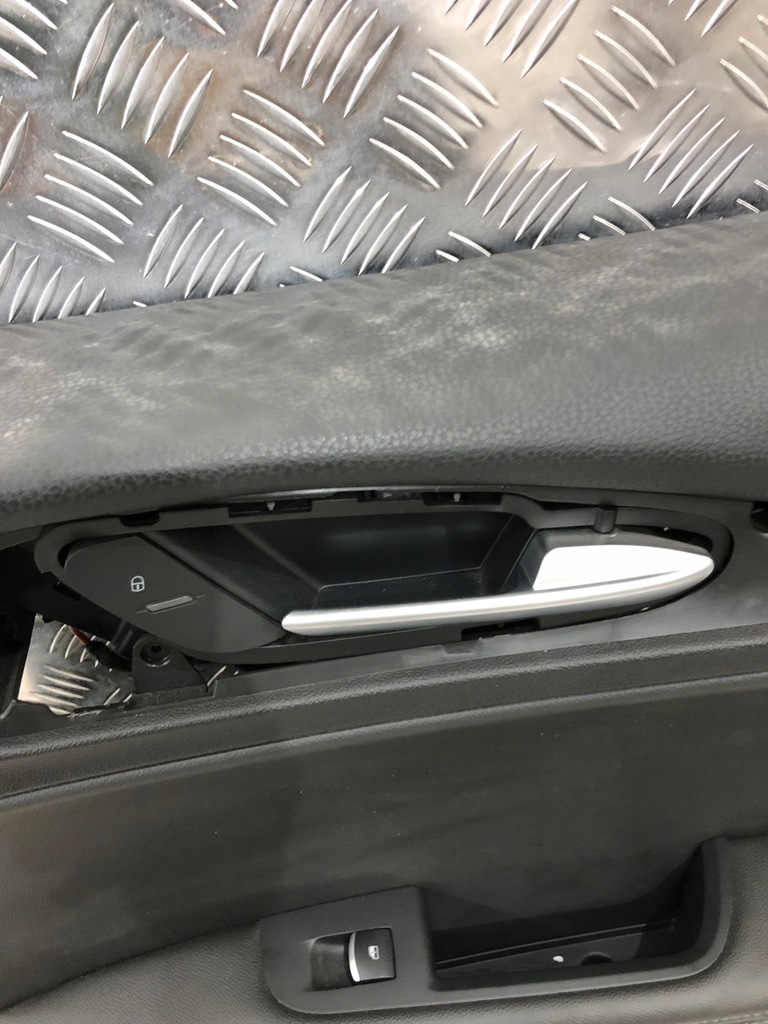 фото №5, Обшивка оббивка двері правий задня alfa romeo stelvio