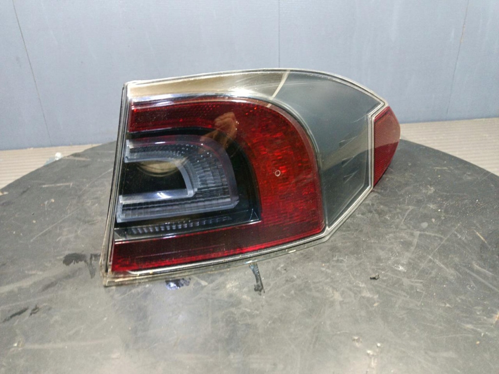 фото №1, Tesla model s лампа задня права зовнішня 6005921-00-e