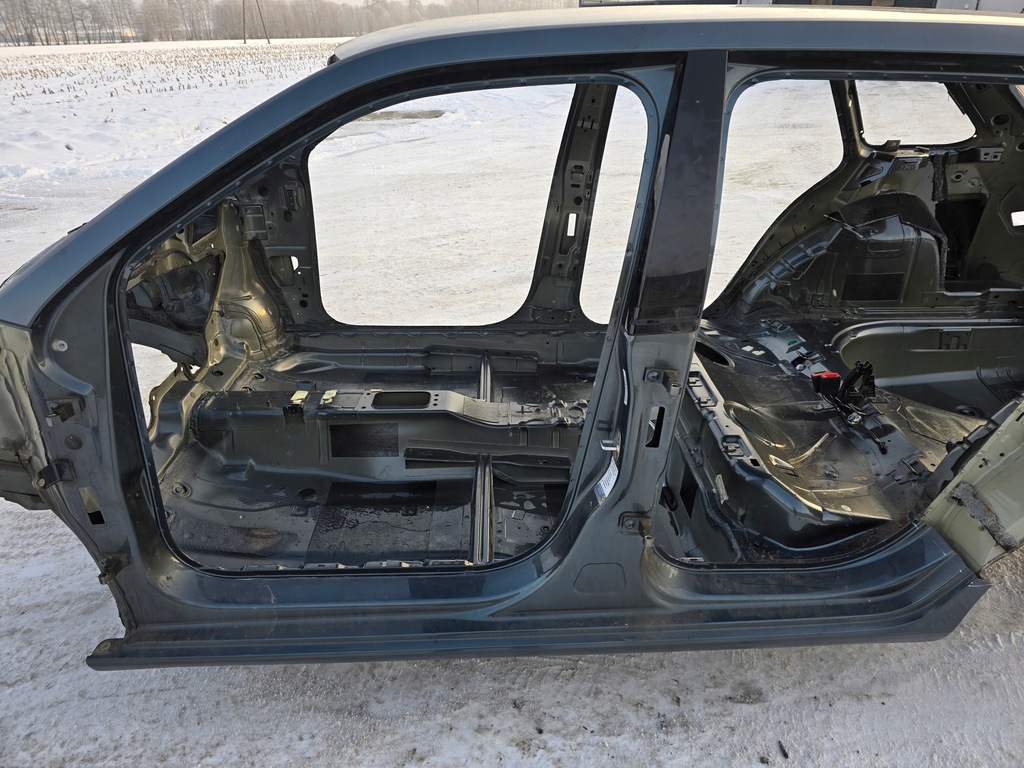 фото №1, Skoda fabia iii kombi блок двигуна поріг лівий