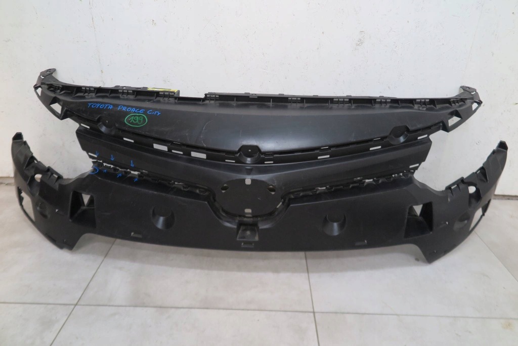 Купить Toyota proace city 19- бампер перед góra решётка радиатора белый хороший