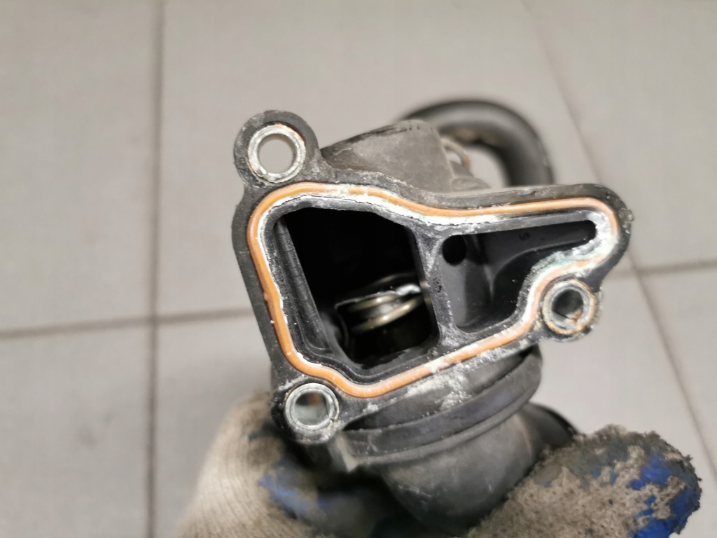 фото №5, Корпус термостата mercedes w169 1.5 a2662030475