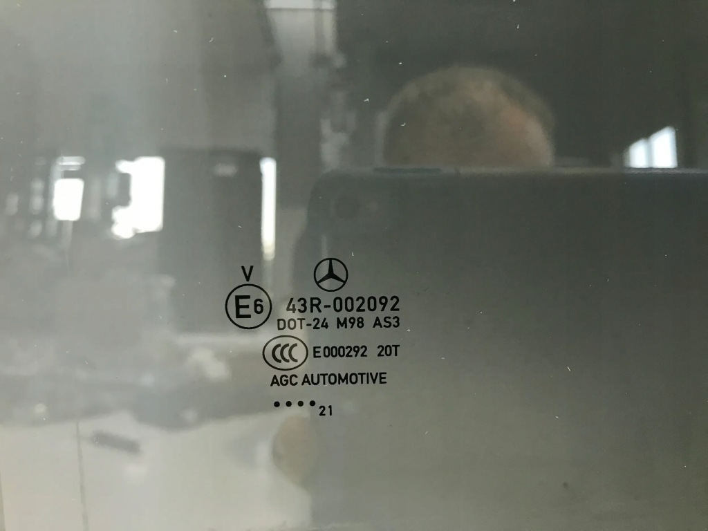 фото №2, Mercedes gla h247 2022 стекло дверь левый задняя задняя
