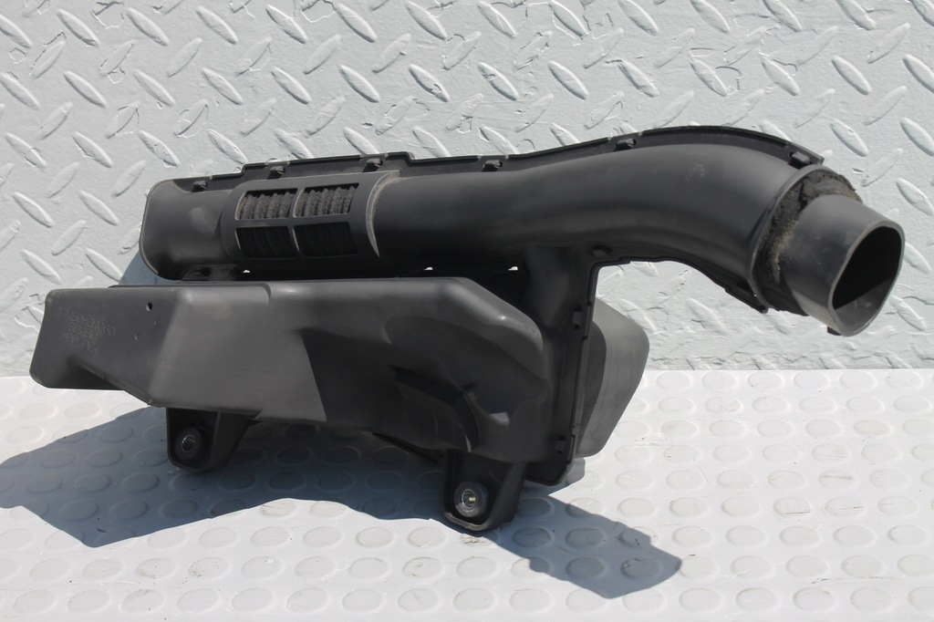 фото №6, Резонатор ловушка воздуха toyota prius iii1.8 09-