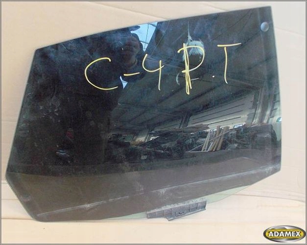 фото №3, Audi 100 c4 2.6 93r - скло двері правий задня
