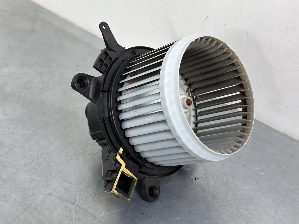 фото №7, Citroen c4 spacetourer 2018 вентилятор