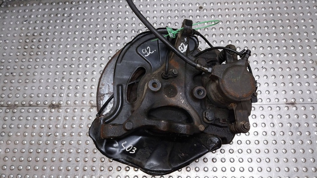 фото №3, Поворотный кулак ступица суппорт правый перед 20901 mercedes w203 w209 slk r171