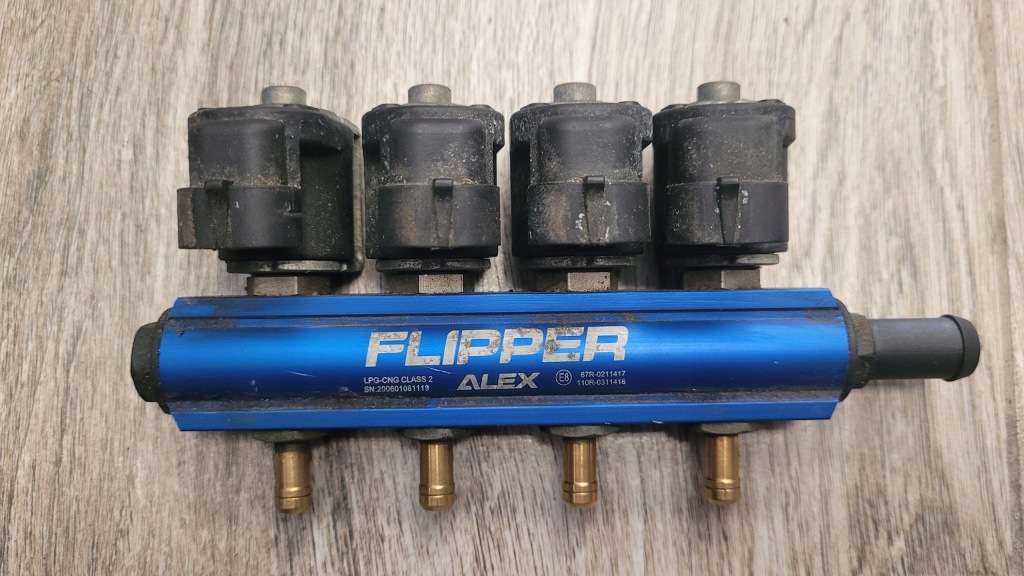 Купить Молдинг впрыскная газа lpg flipper 67r0211417