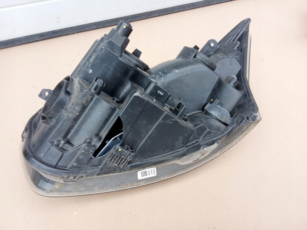 фото №14, Ford transit mk8 2017-23r- лампа refl. правый перед