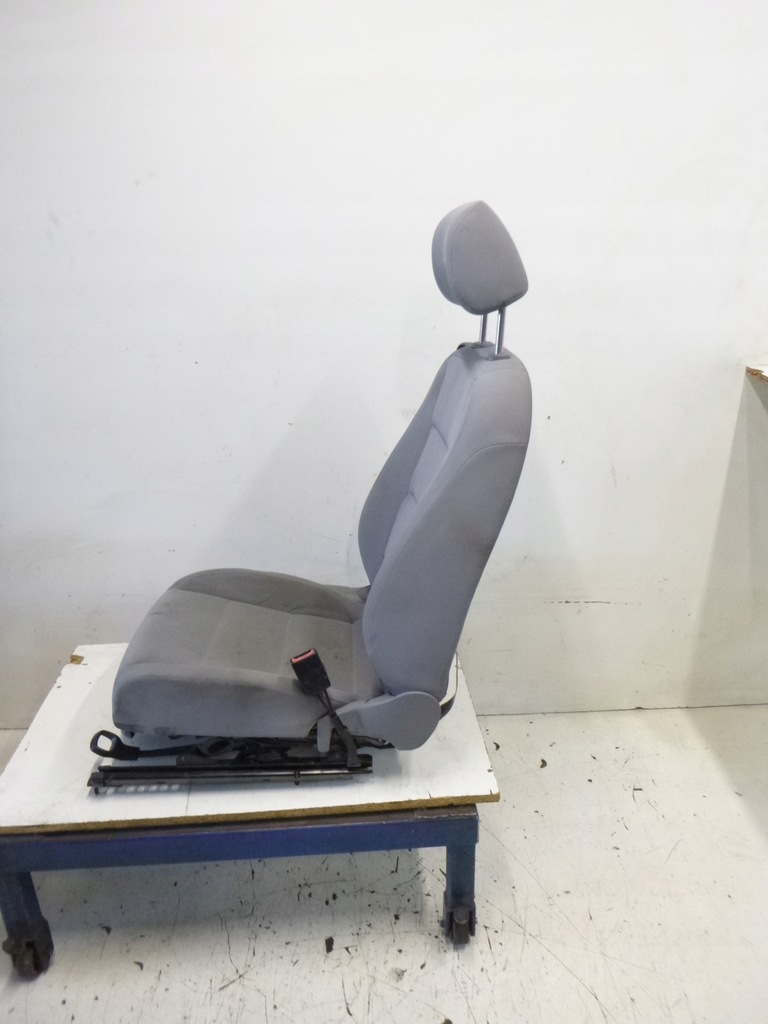 фото №9, Сиденье правый vw volkswagen golf v 3d 04r.