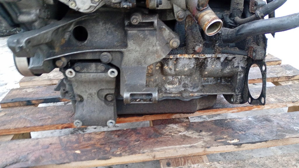 Двигатель c9db насос впрыскная ford focus mk1 1.8 tddi 90km измерение 275 000 km Недорого